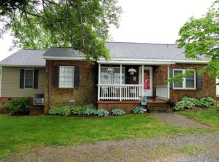 102 Hill St, Blacksburg, SC 29702