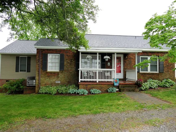 102 Hill St, Blacksburg, SC 29702