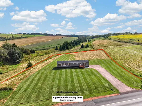 2930 Kerrytown Rd, Grenville Parish, PE C0B 1M0