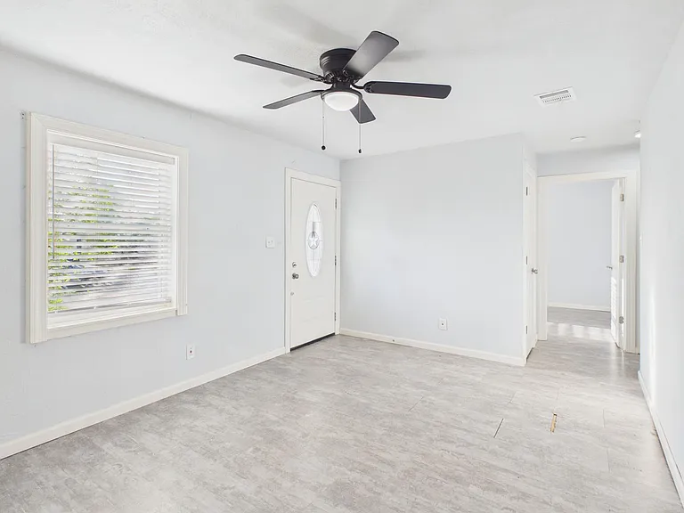 4620 S Hayden St — Photo 4