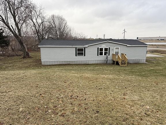 5th image of W8414 Hemlock ROAD