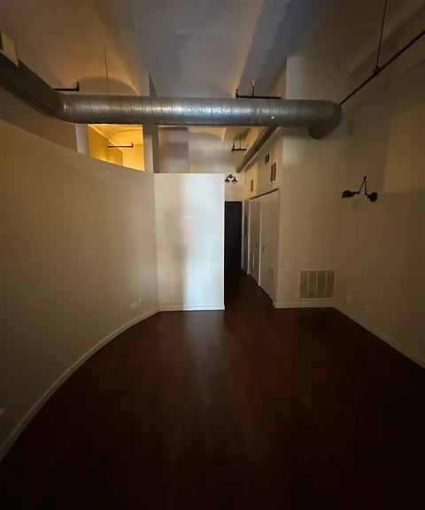 1000 W Washington Blvd #420 — Photo 13