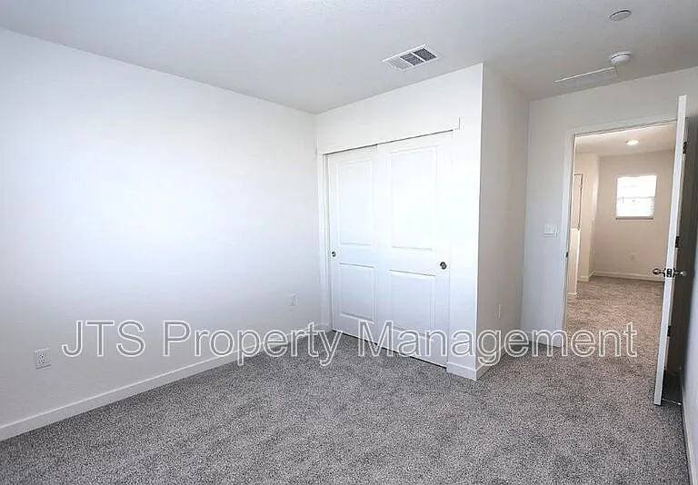 2097 Shady Tree Cir — Photo 51
