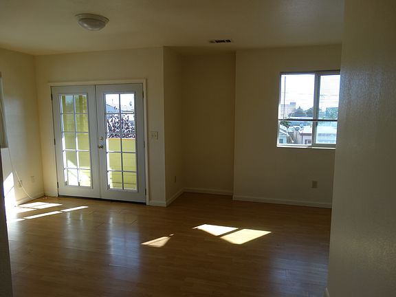 3rd image of 1315-1317 Garvin Ave