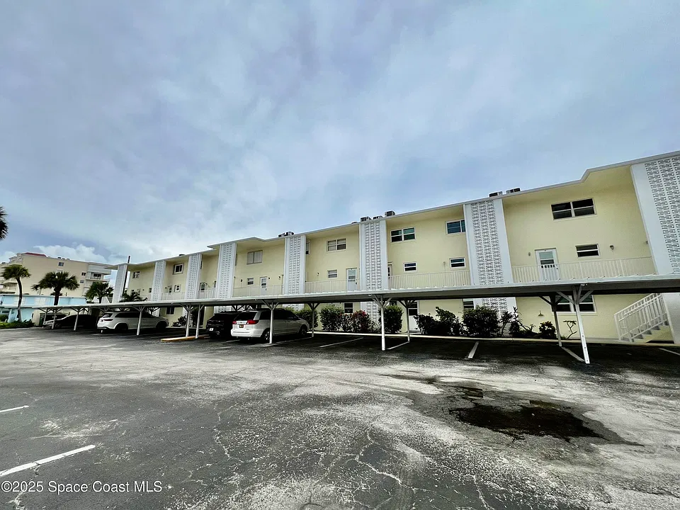 171 N Atlantic Ave #28