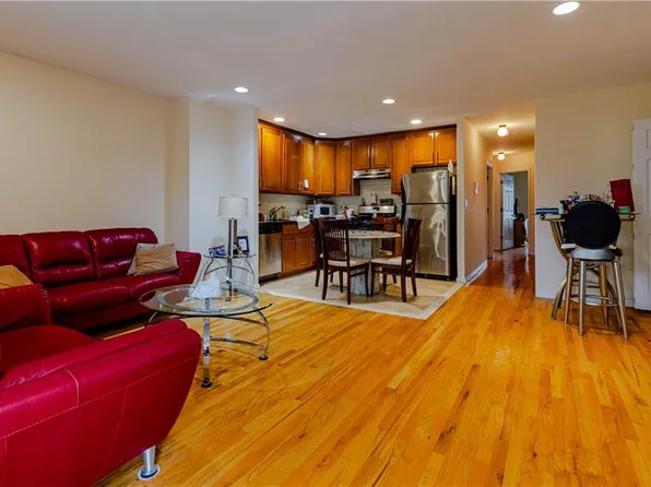 203 Bay 8th St #2B, Brooklyn, NY 11228