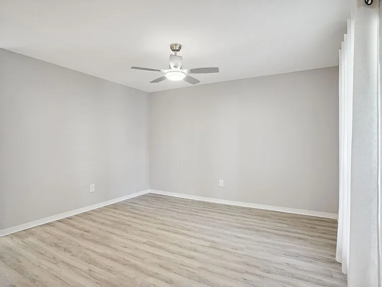 4101 Hessmer Ave #220 — Photo 5