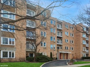 1333 Maple Ave APT 5E, Evanston, IL