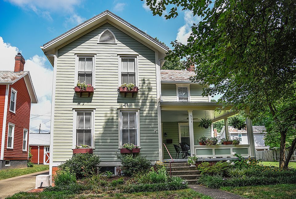 1st image of 511 Wooster St
