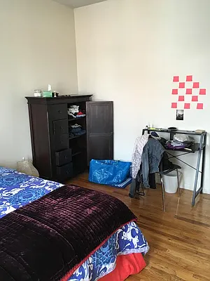 Rented by Lang Realty LLC | media 6