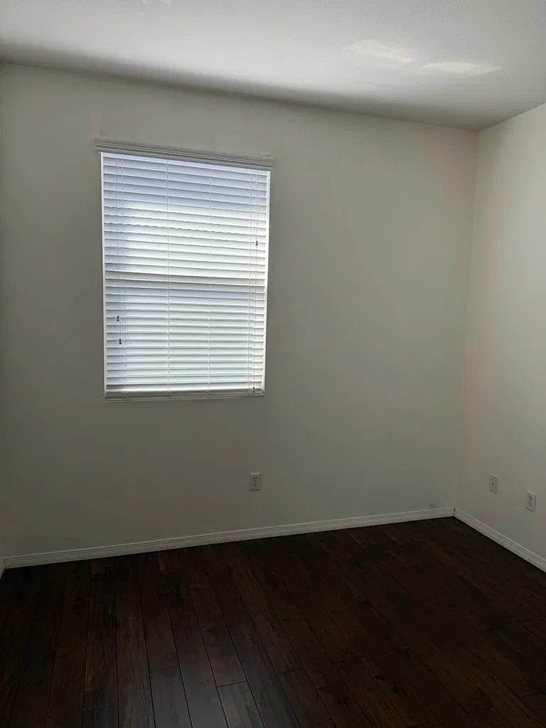 3 bed, 2.5 bath, 1780 sqft, $2,600 — Photo 3