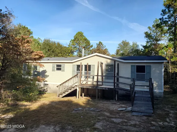 784 Juniper Creek Rd, Byron, GA 31008