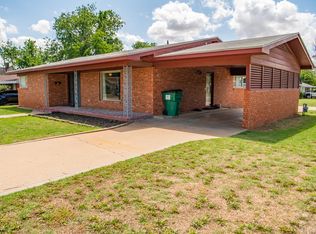 511 N River St, Seymour, TX 76380
