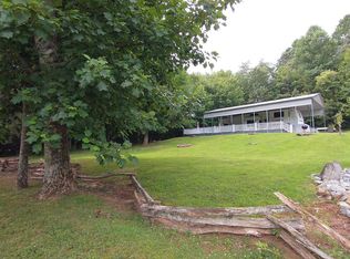 1209 Sunnyside Rd, Hiawassee, GA 30546