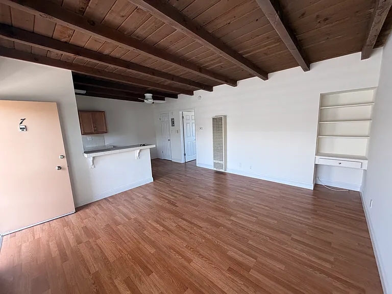 1426 Armacost Ave #7 — Photo 5