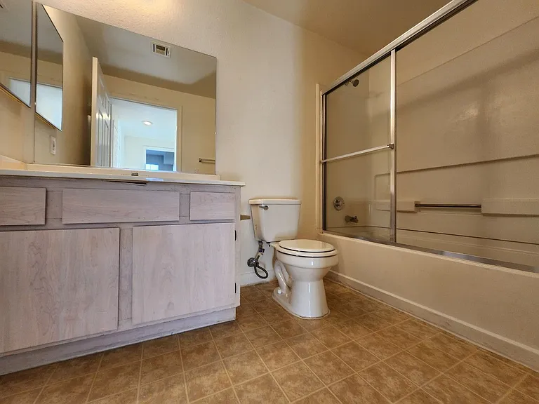 231 W Horizon Ridge Pkwy #417 — Photo 20