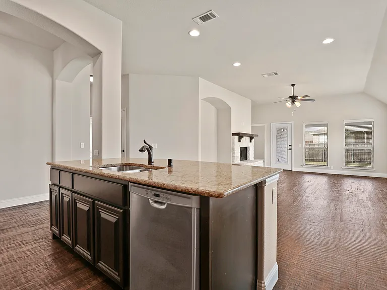 4914 Camp Verde Cir — Photo 15