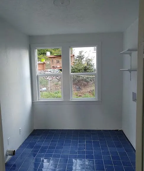 laundry room with w/d hook up, or perfect for office