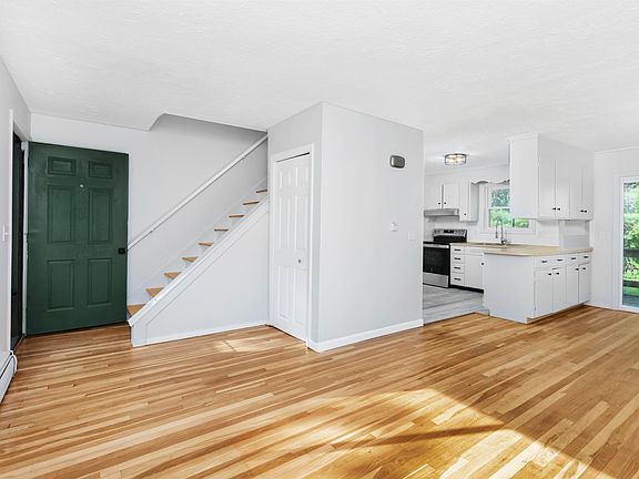 5th image of 14 Oliver Drive