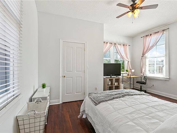 5th image of 2231 S Carrollton Ave