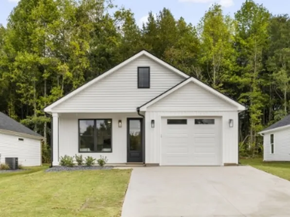 4006 Old Brooks Ct, Greer, SC 29651