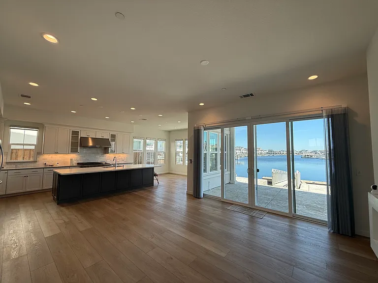 3389 Delta Coves Dr — Photo 15