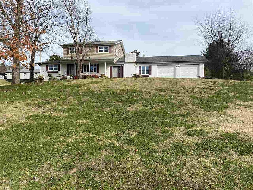 1st image of 310 Sheppard Dr