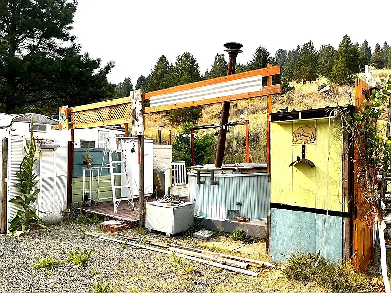 9B Trailer W — Photo 12