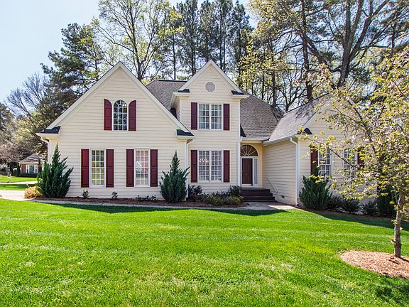 2nd image of 913 Tanworth Dr