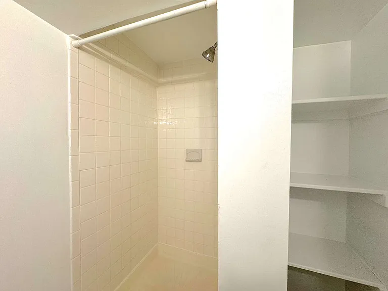 5700 Fenwick Dr — Photo 21
