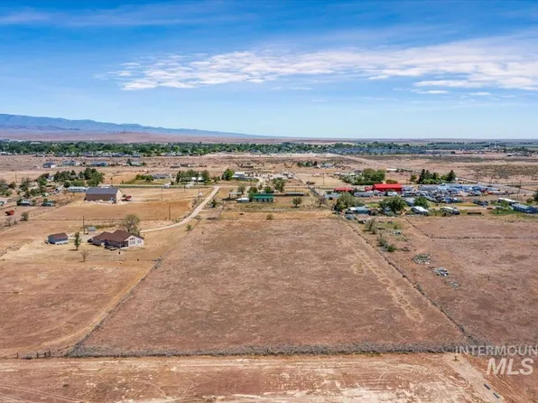 Friesian Ln, Mountain Home, ID 83647