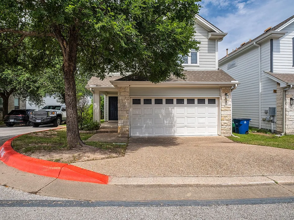 6715 Windrift Way #8