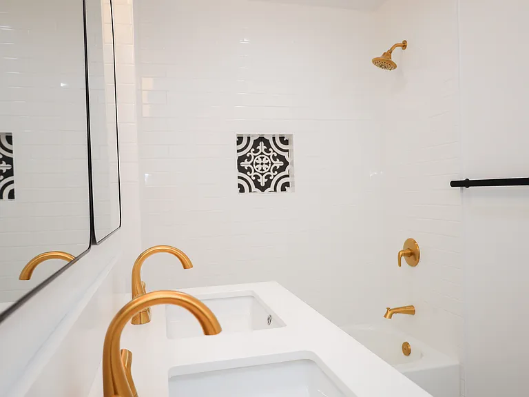 1039 Gladys Ave #1039 — Photo 13