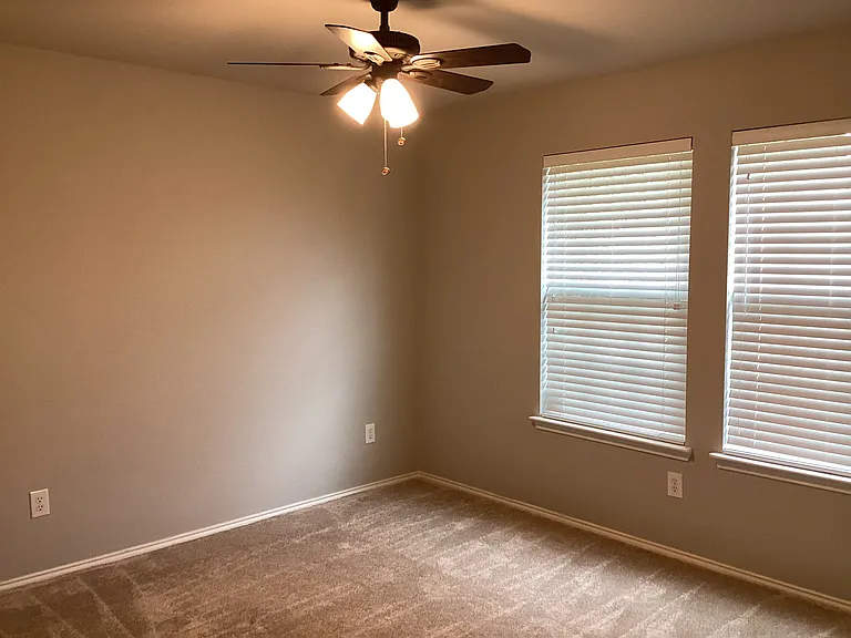 4204 Silverwood Trl — Photo 17