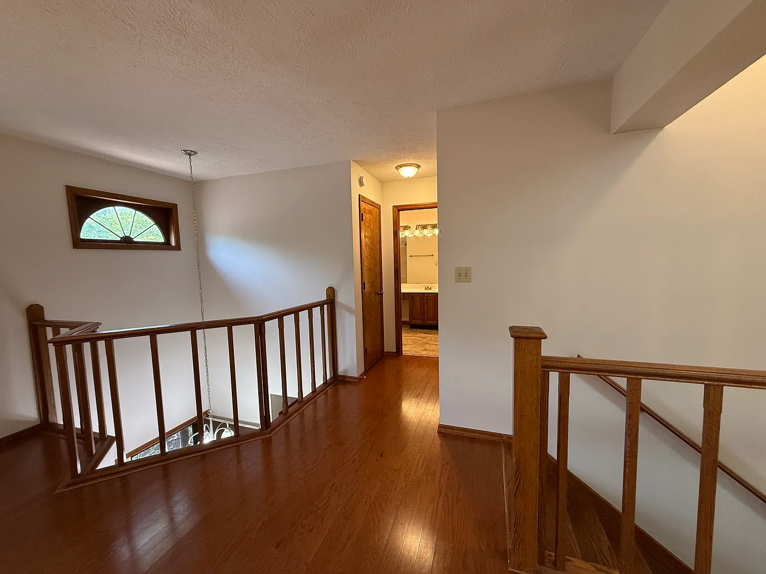 2 bed, 2060 sqft, $2,000 — Photo 3