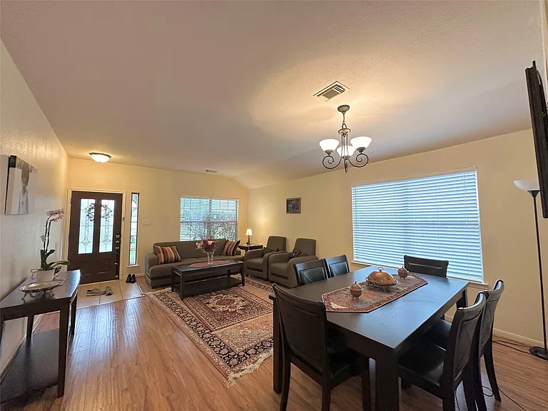 2211 Winding Hollow Dr — Photo 5