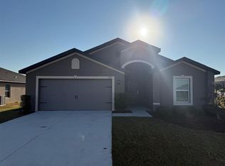 1391 Swan Lake Cir, Dundee, FL 33838