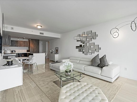 5th image of 3131 NE 7th Ave Unit 1804