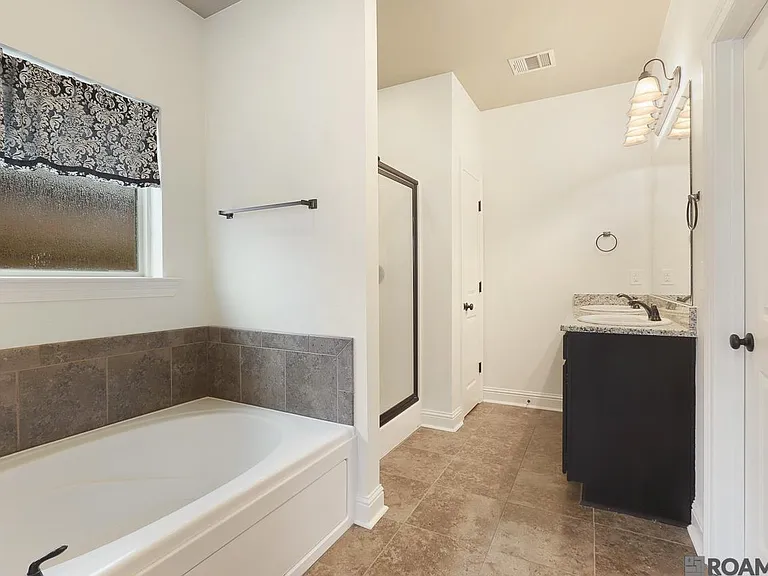 16248 Timberstone Dr — Photo 12