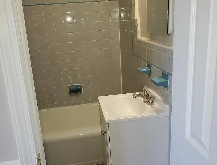 6632 Germantown Ave #202 — Photo 5