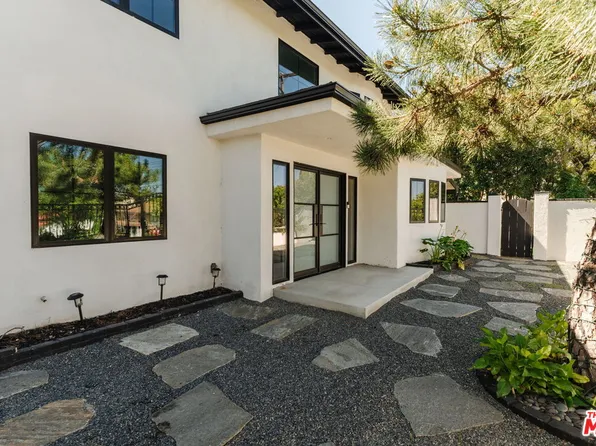 23278 Aetna St, Woodland Hills, CA 91367