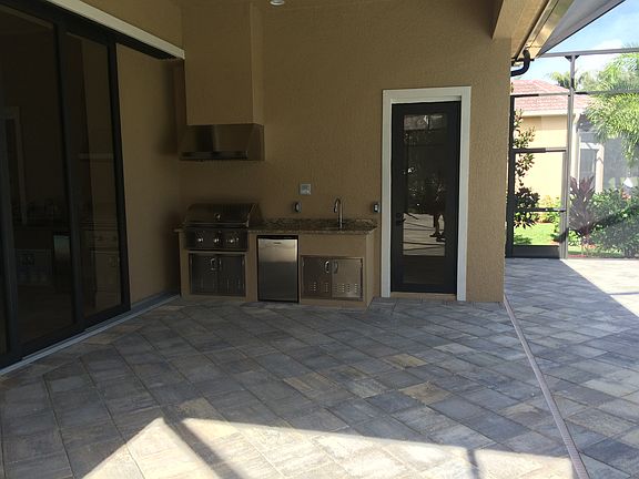 Out door kitchen.