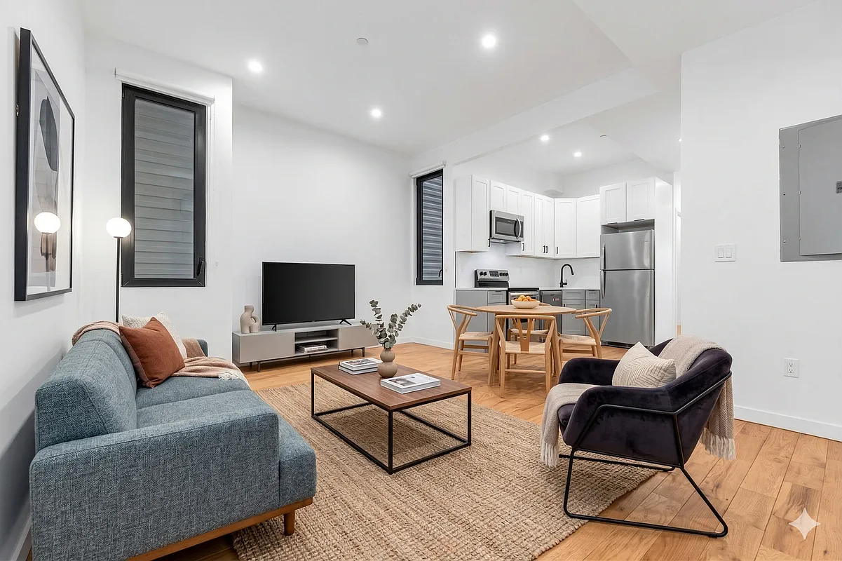 283 Evergreen Avenue 2R