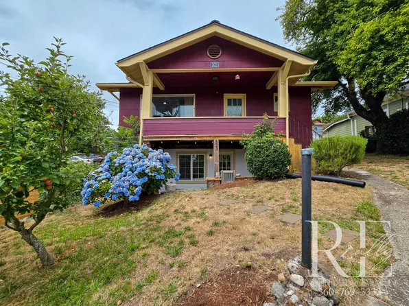 323 Summit Ave S, Bremerton, WA 98312