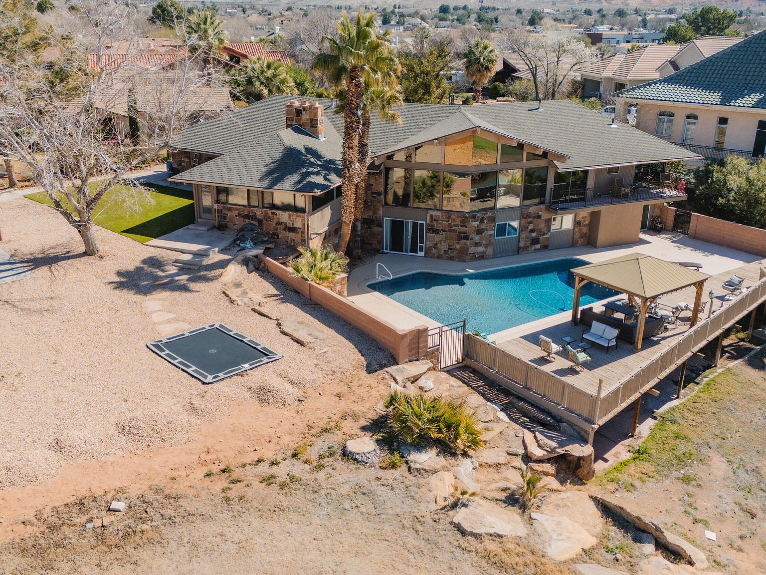 980 Cactus Cir
