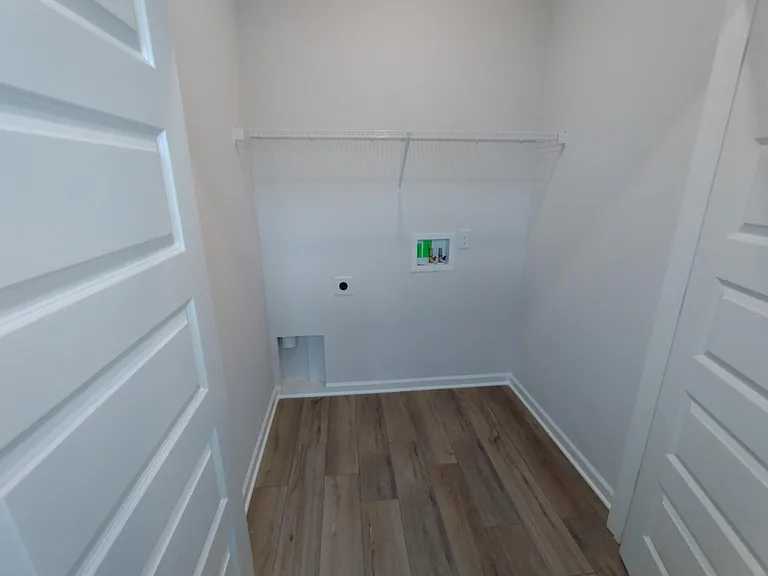 691 Birdie Dr — Photo 3