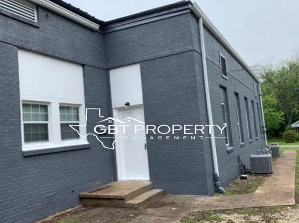 1 Bedroom & 2 Bedroom Apartments, 113 S Reagan St APT 8, Hamilton, TX 76531