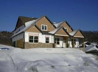 1757 Snowflake Pl, Onalaska, WI 54650