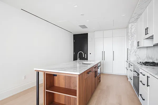 Rented by Corcoran | media 12