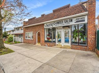15211 Bayside Ave, Flushing, NY 11354
